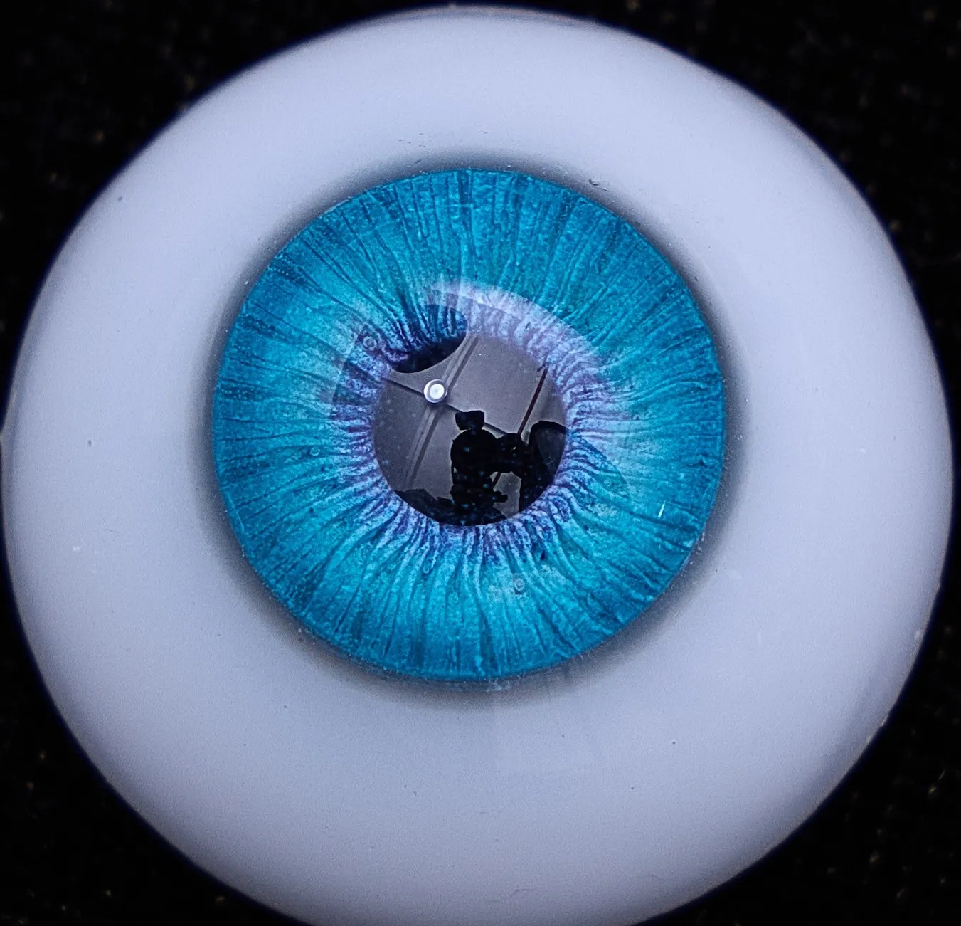 Eye colour 8 — cyan blue